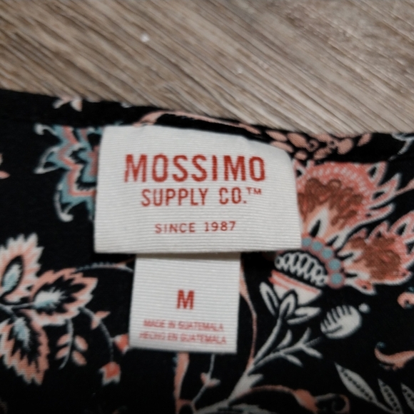 Mossimo Supply Co.Romper Black and Coral Floral Romper Size M - Picture 6 of 6